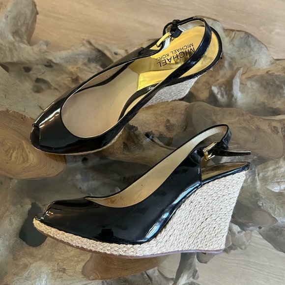 Michael Kors black patent wedges - Picture 1 of 5